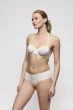 MJ AVERO IYP Naadloze Beugelbeha